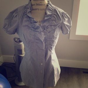 Short-sleeve button up.